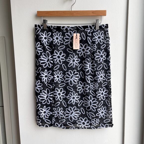 ASOS Womens Skirt 4 Black White Floral Mesh Swim Coverup Sheer Festival Beach - Picture 6 of 9